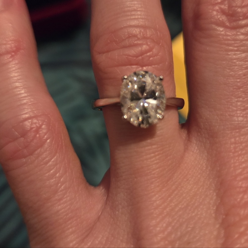 Beautiful Moissanite Oval-Cut Ring